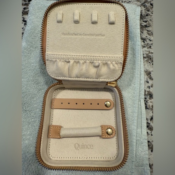 Quince Leather Travel Jewelry Case - Picture 2 of 7